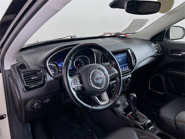 2020 Jeep Compass Limited photo 30