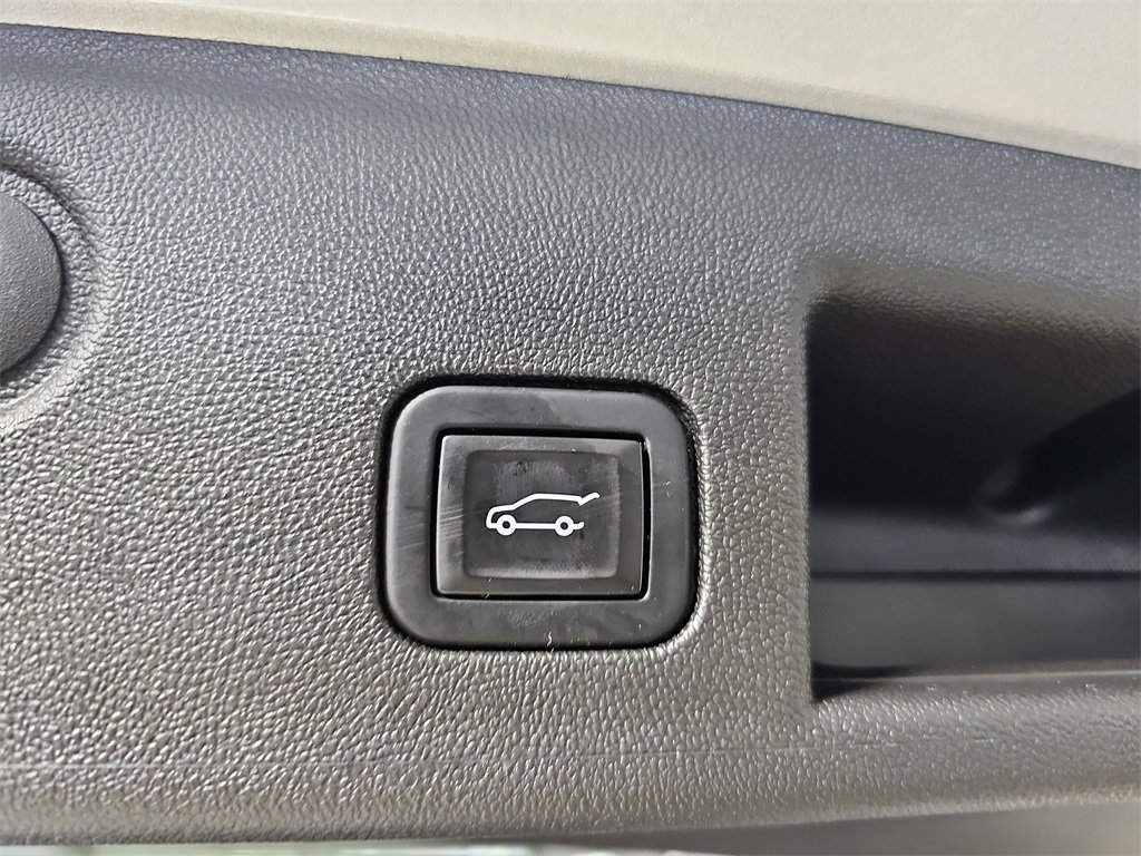 2022 Chevrolet Equinox LT photo 13