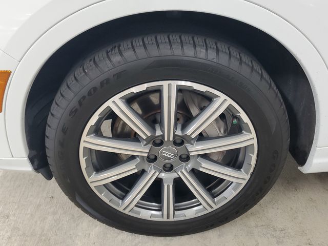2018 Audi Q7 2.0T Premium Plus photo 9