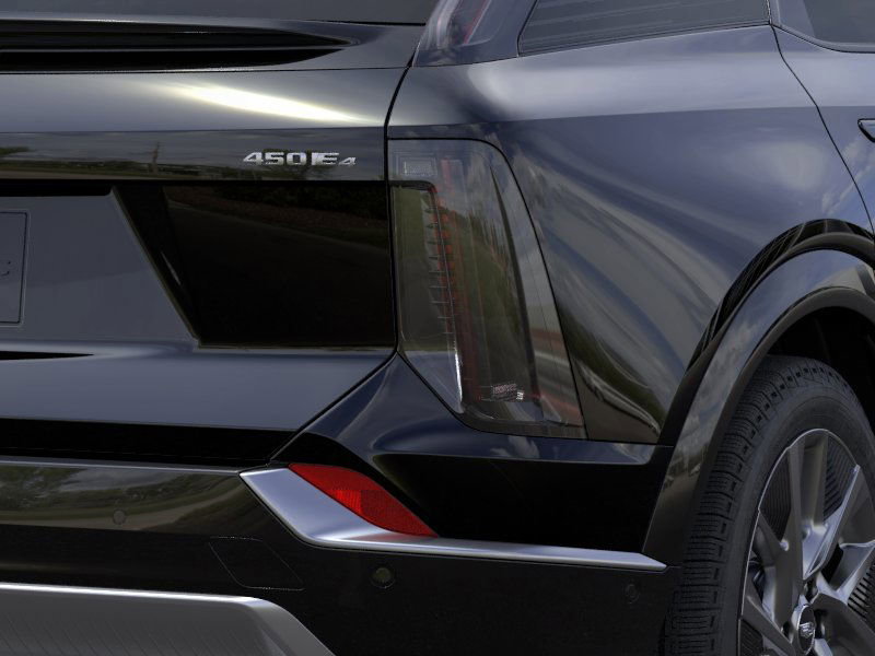 2025 Cadillac Optiq Luxury photo 8