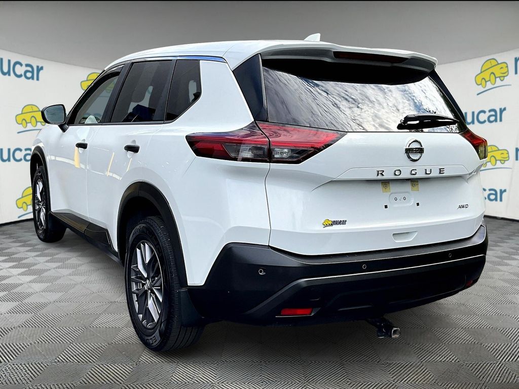 2021 Nissan Rogue S photo 4