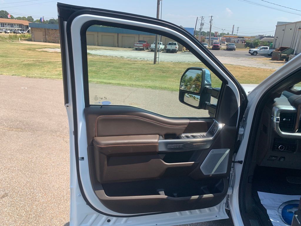 2026 Ford F-250 photo 10