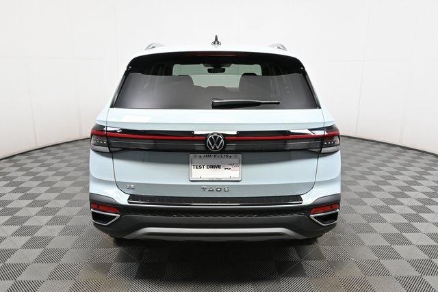 2025 Volkswagen Taos SE photo 22
