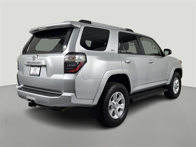 2024 Toyota 4Runner SR5 Premium photo 4