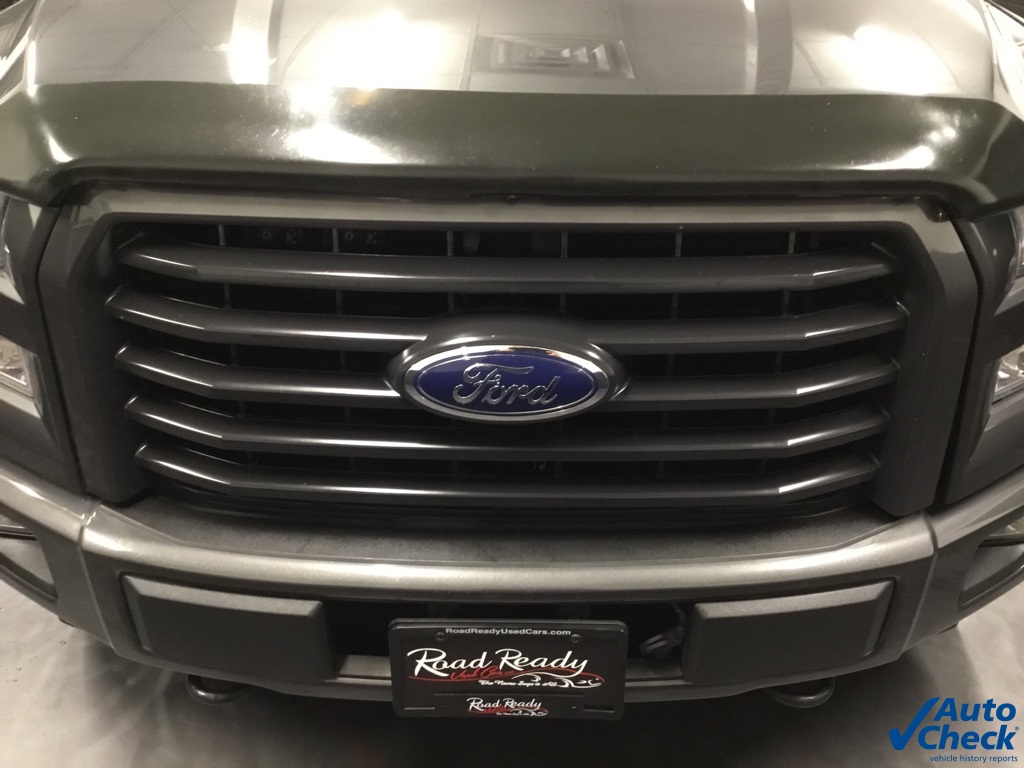 2017 Ford F-150 XLT photo 21