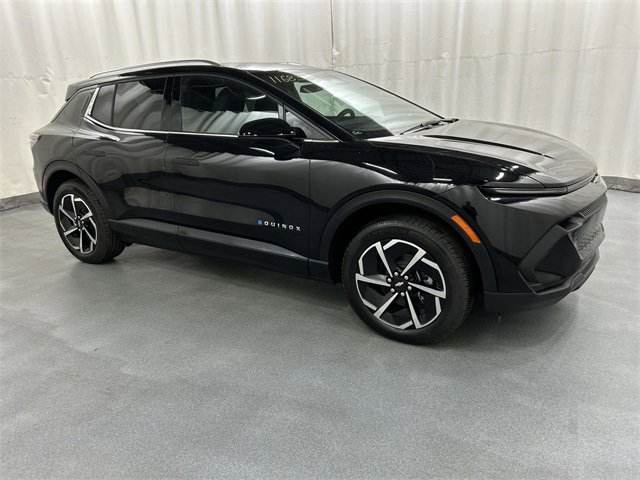 2026 Chevrolet Equinox EV 2LT's photo