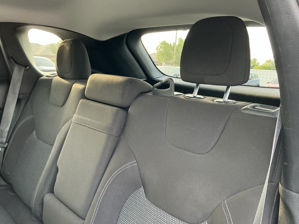 2019 Jeep Cherokee Latitude photo 34