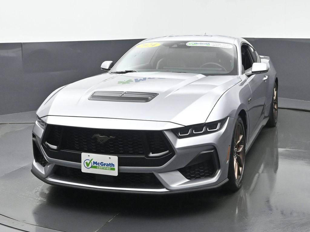 2024 Ford Mustang GT Premium photo 3