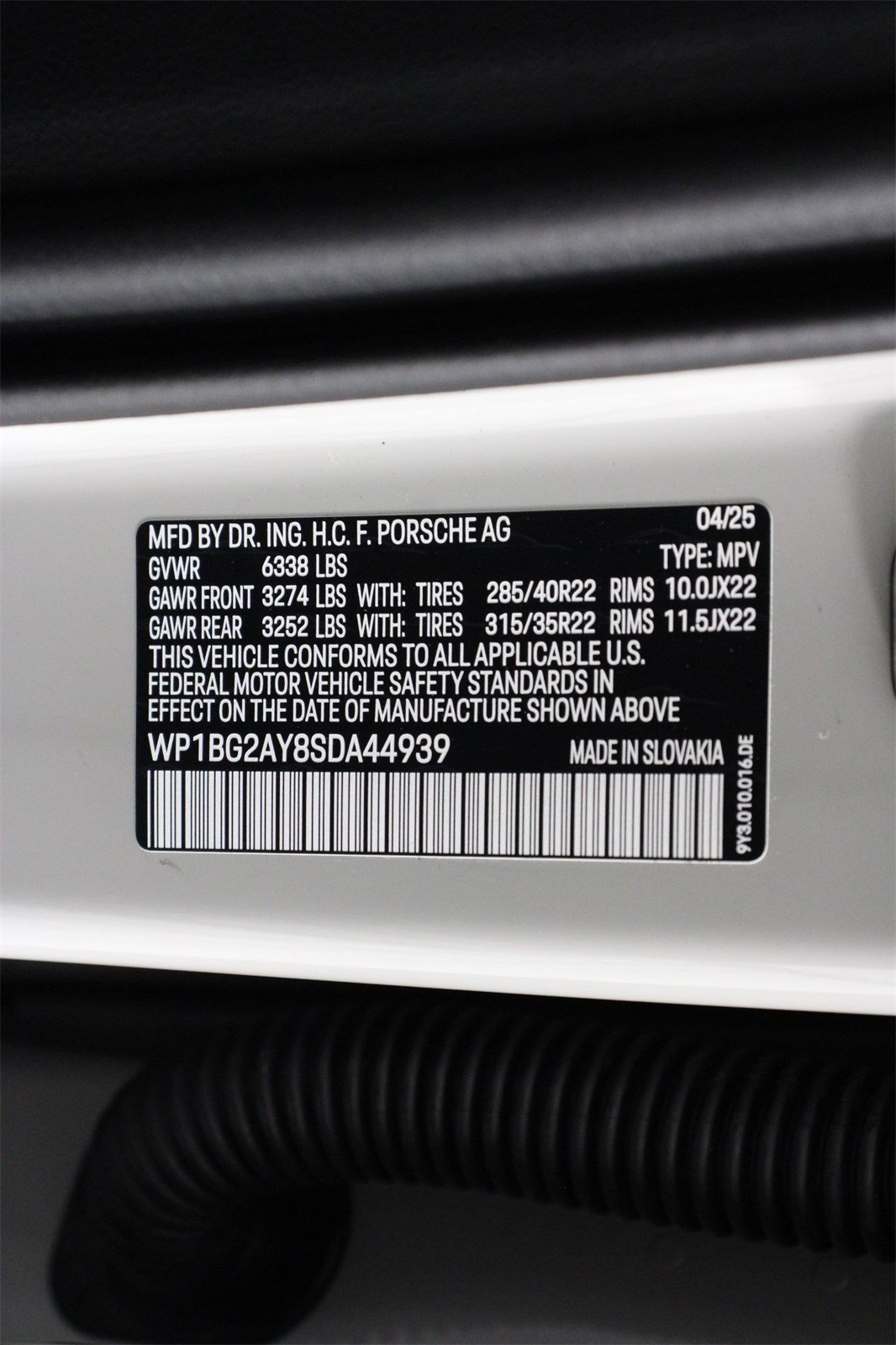 2025 Porsche Cayenne GTS photo 21