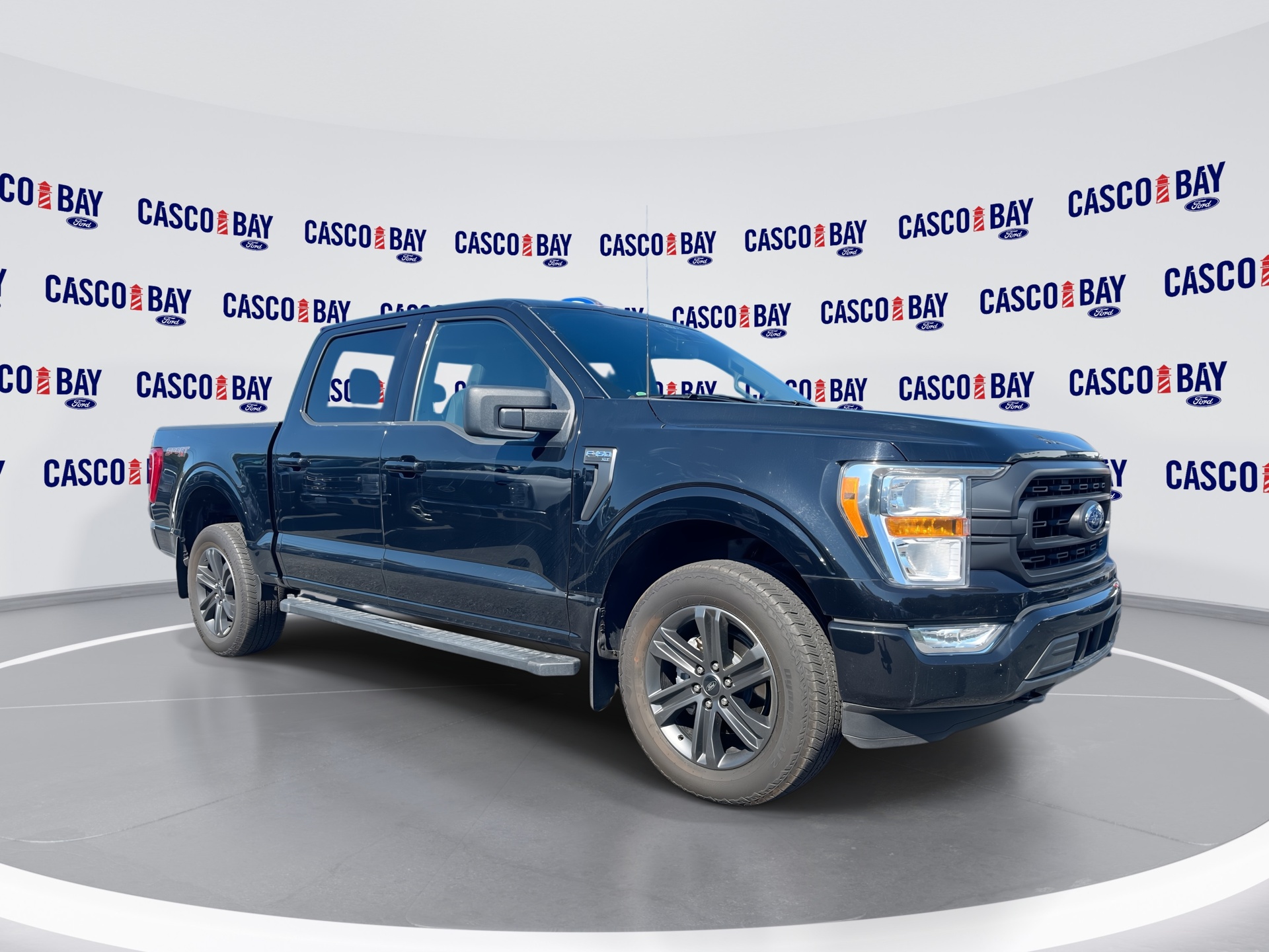 2022 Ford F-150 XLT's photo
