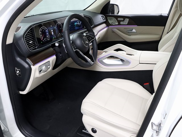 2025 Mercedes Benz GLE 450e 4MATIC photo 12
