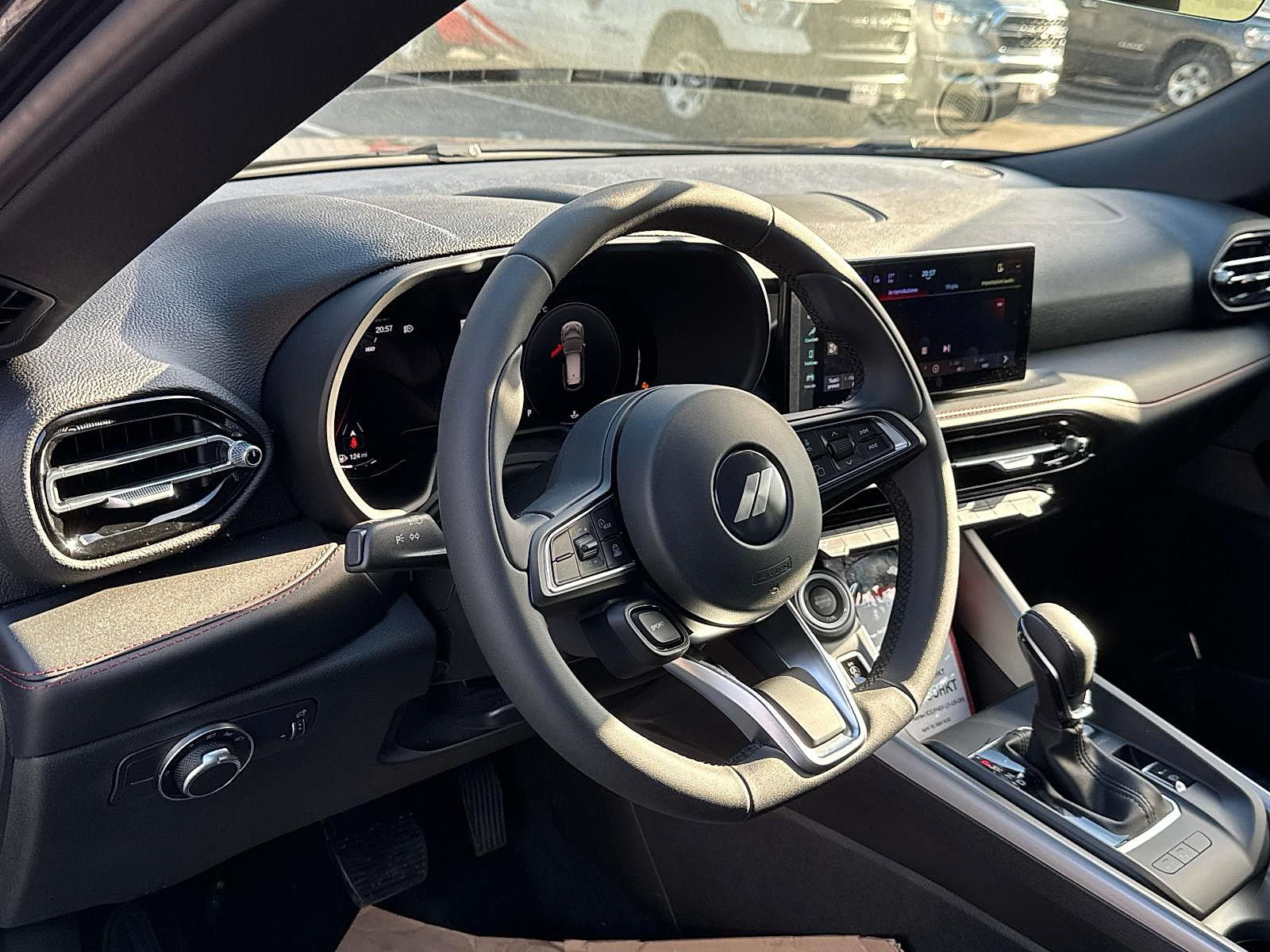 2025 Dodge Hornet GT photo 2