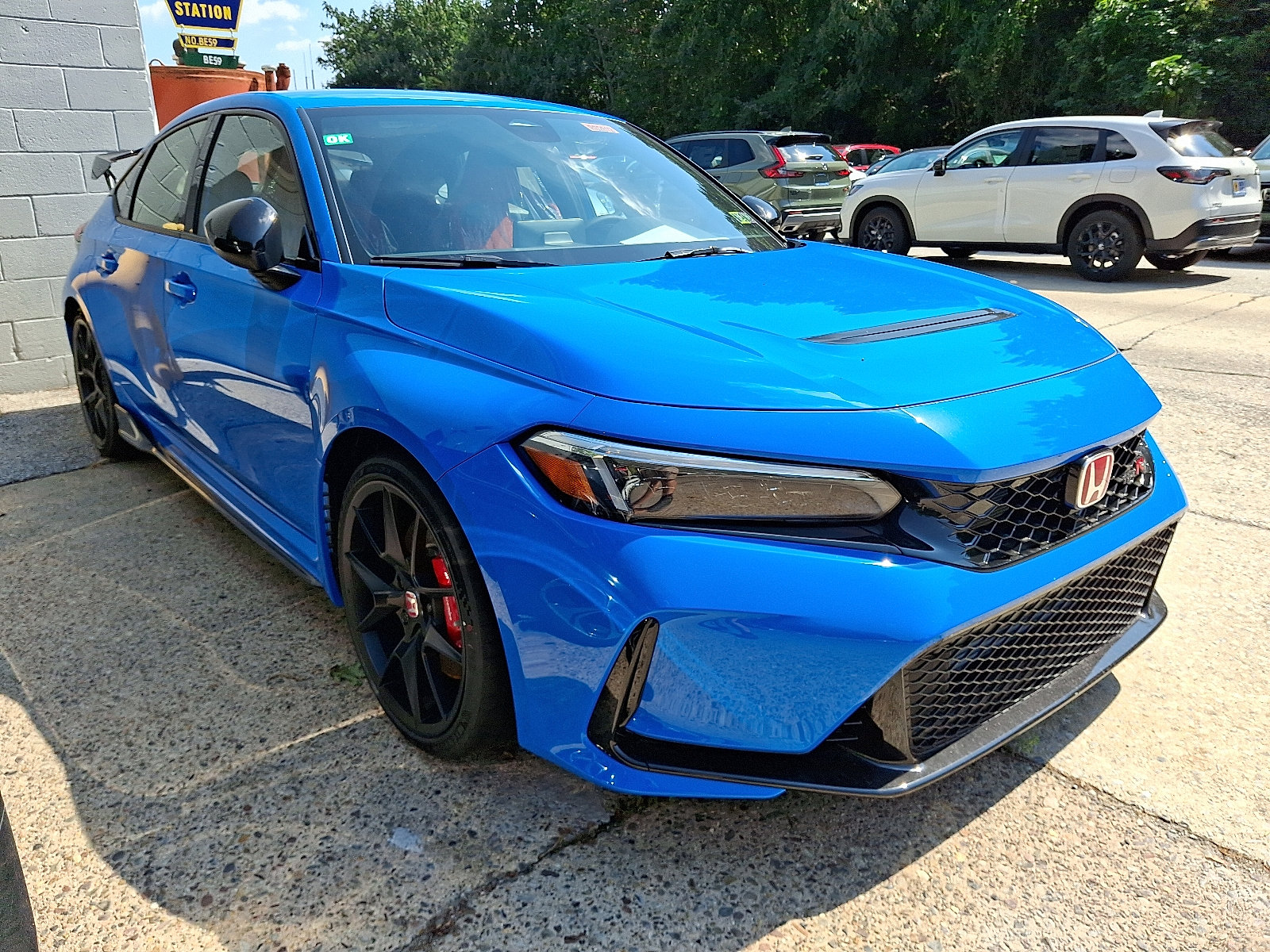 2025 Honda Civic Type R photo 3