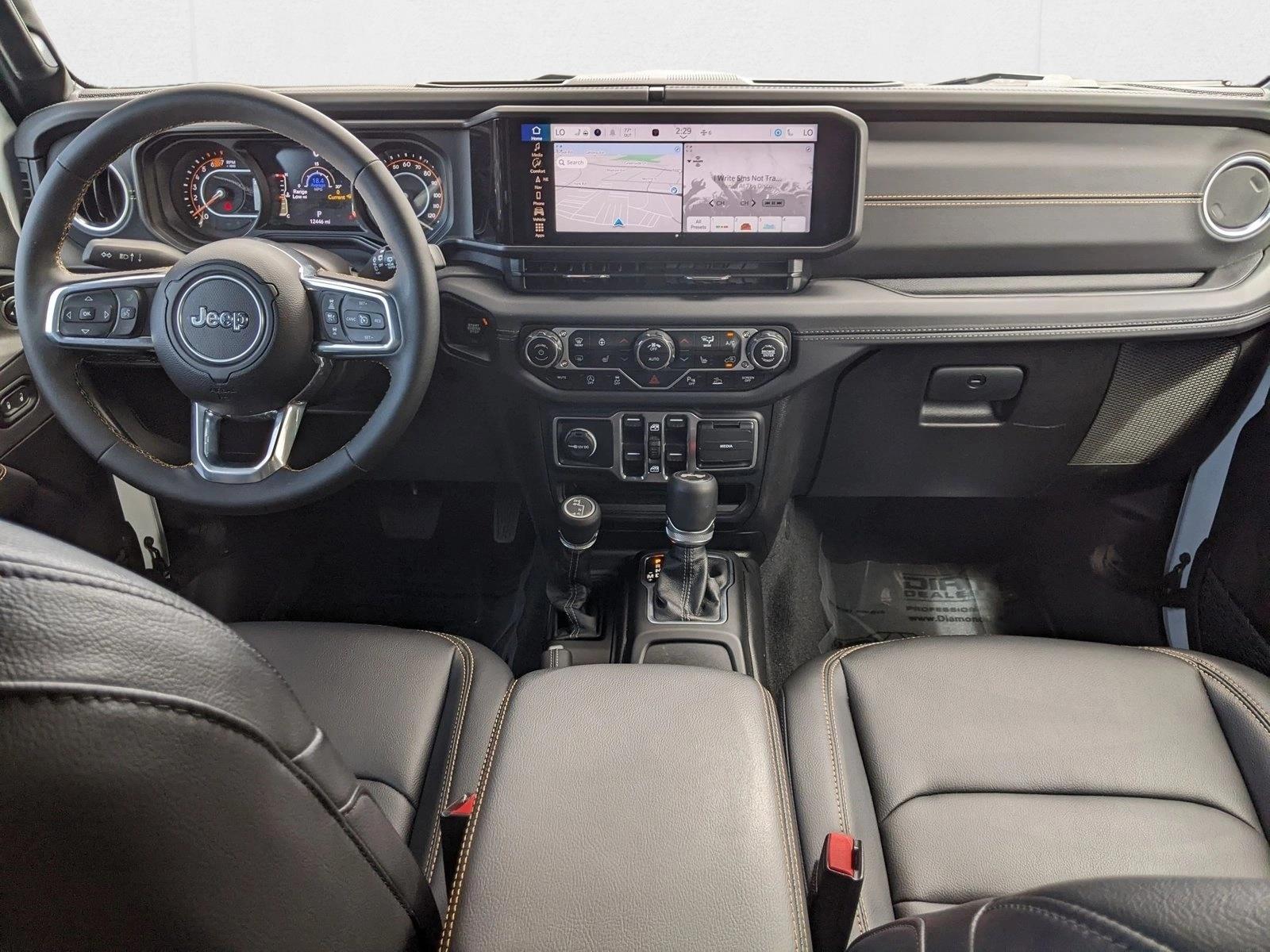2024 Jeep Wrangler Sahara photo 19