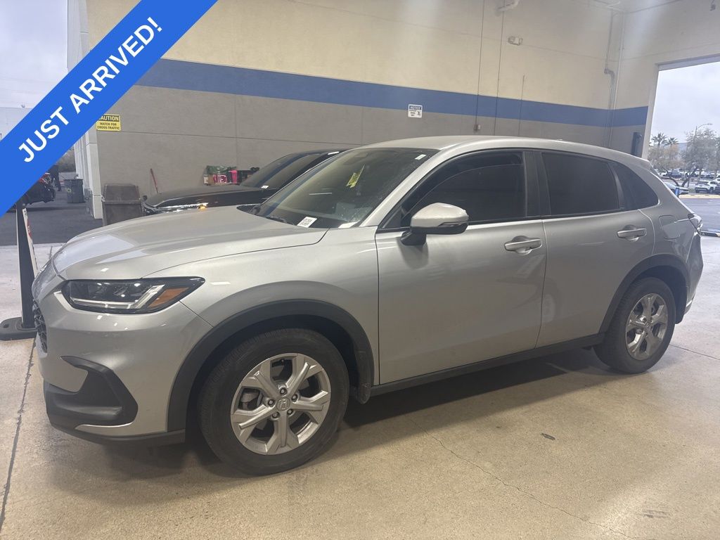 2024 Honda HR-V LX's photo