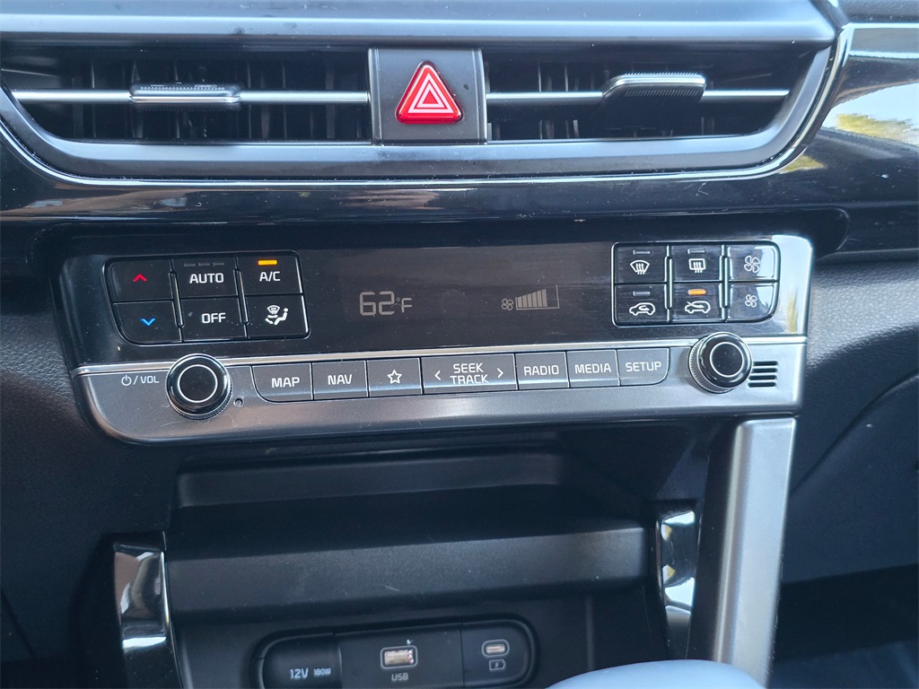 2024 Kia Seltos S photo 11