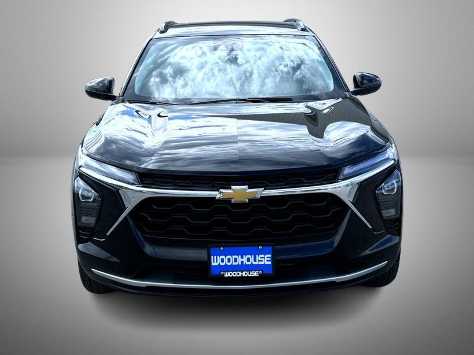 2026 Chevrolet Trax LT photo 2