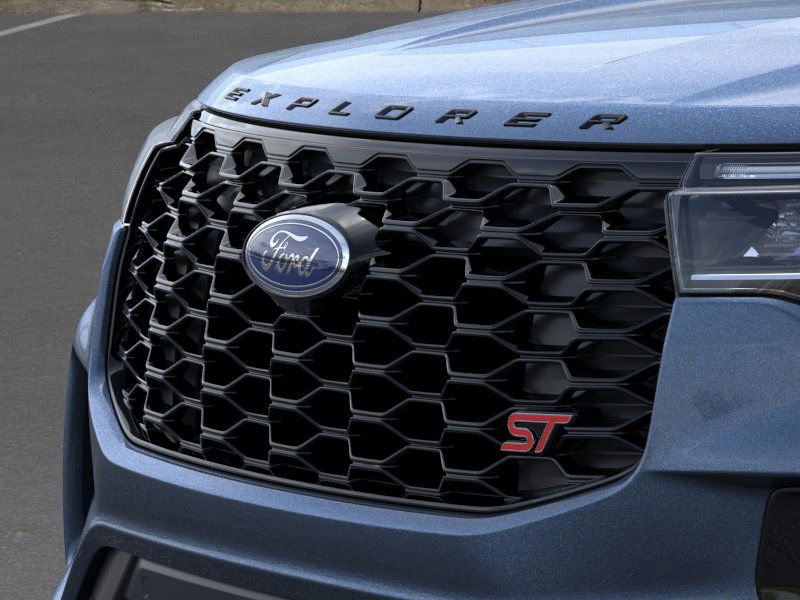 2025 Ford Explorer ST photo 14