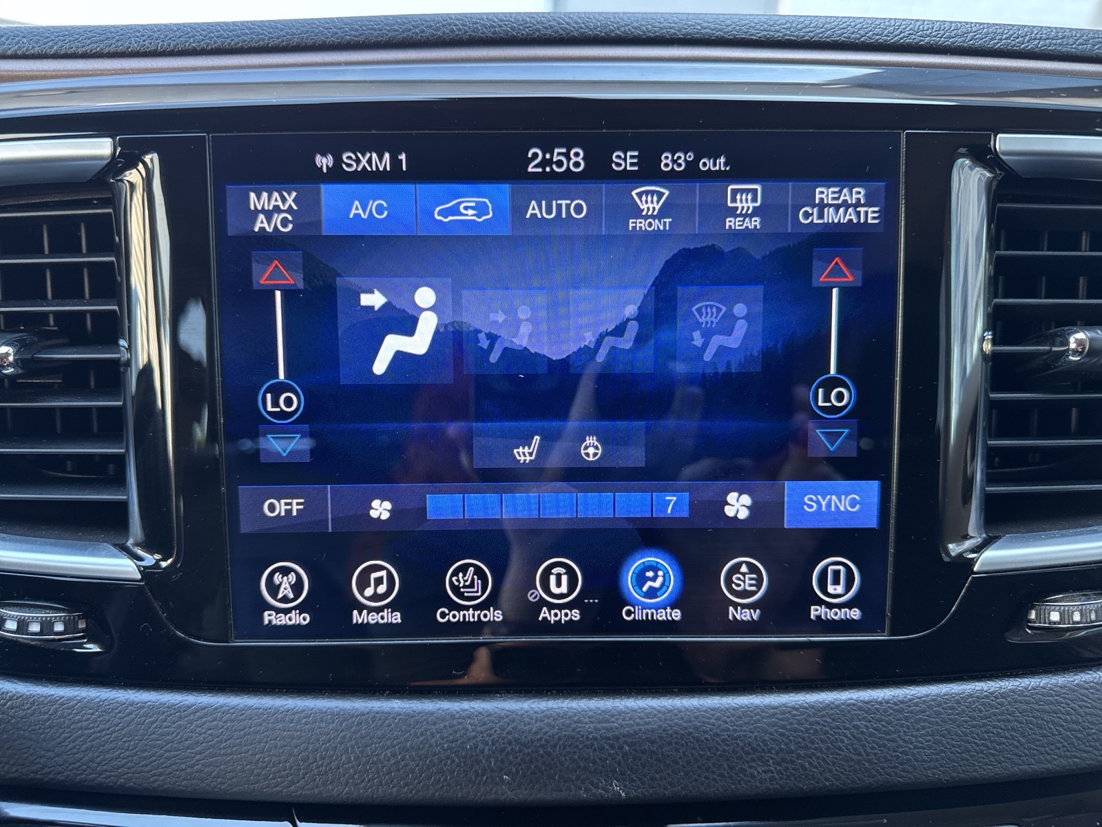 2017 Chrysler Pacifica Touring Plus photo 36