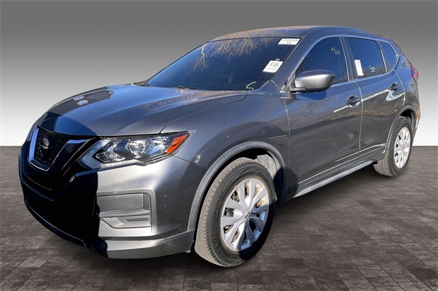 2019 Nissan Rogue S's photo