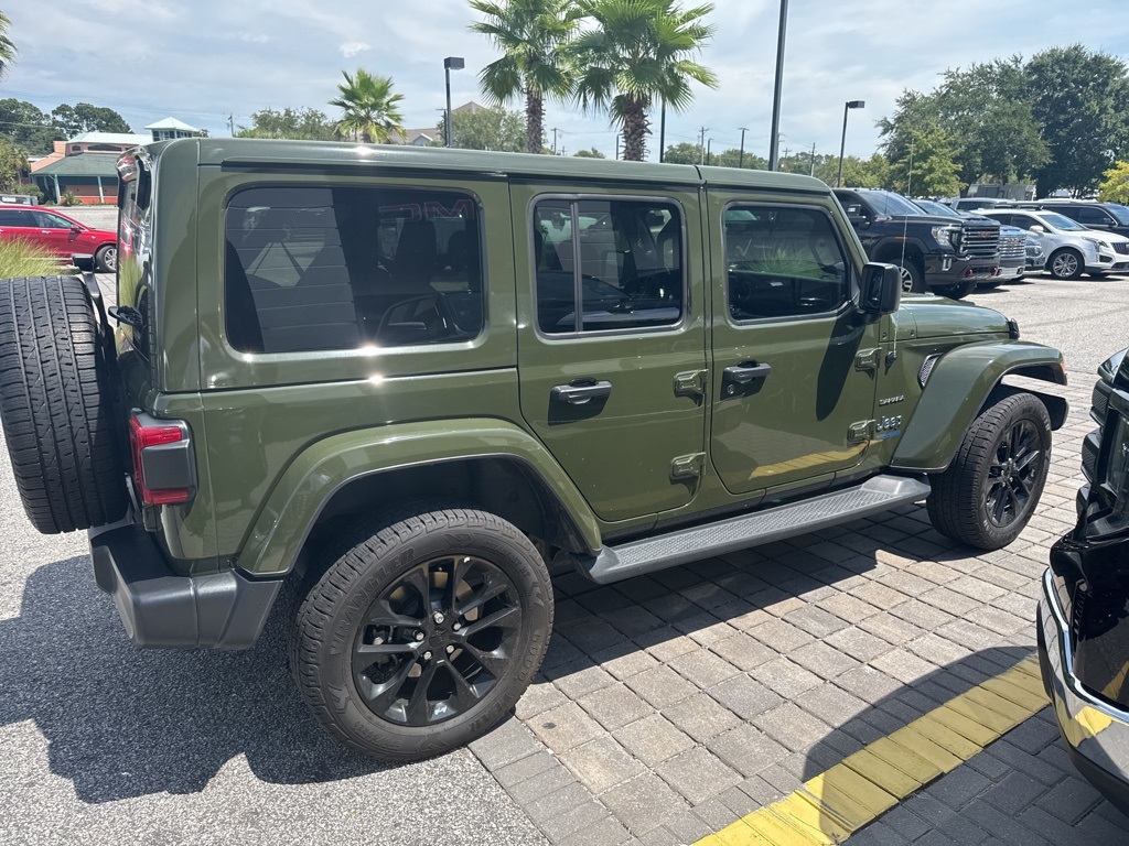 2021 Jeep Wrangler Unlimited Sahara 4xe photo 2