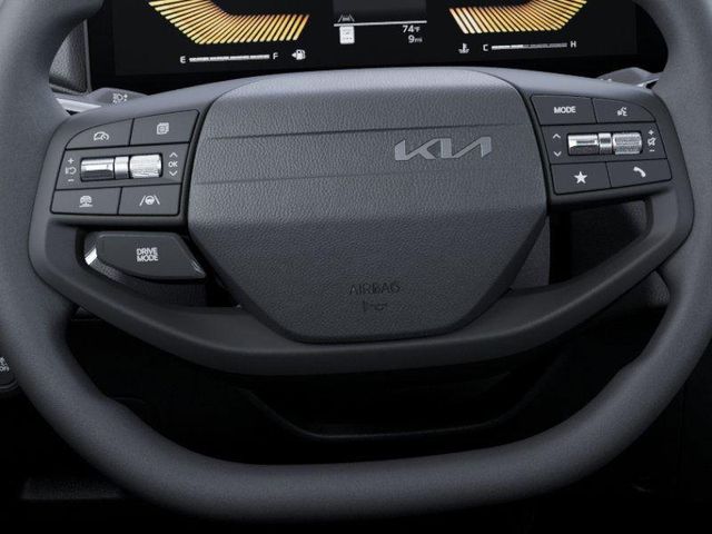 2025 Kia K4 LXS photo 21