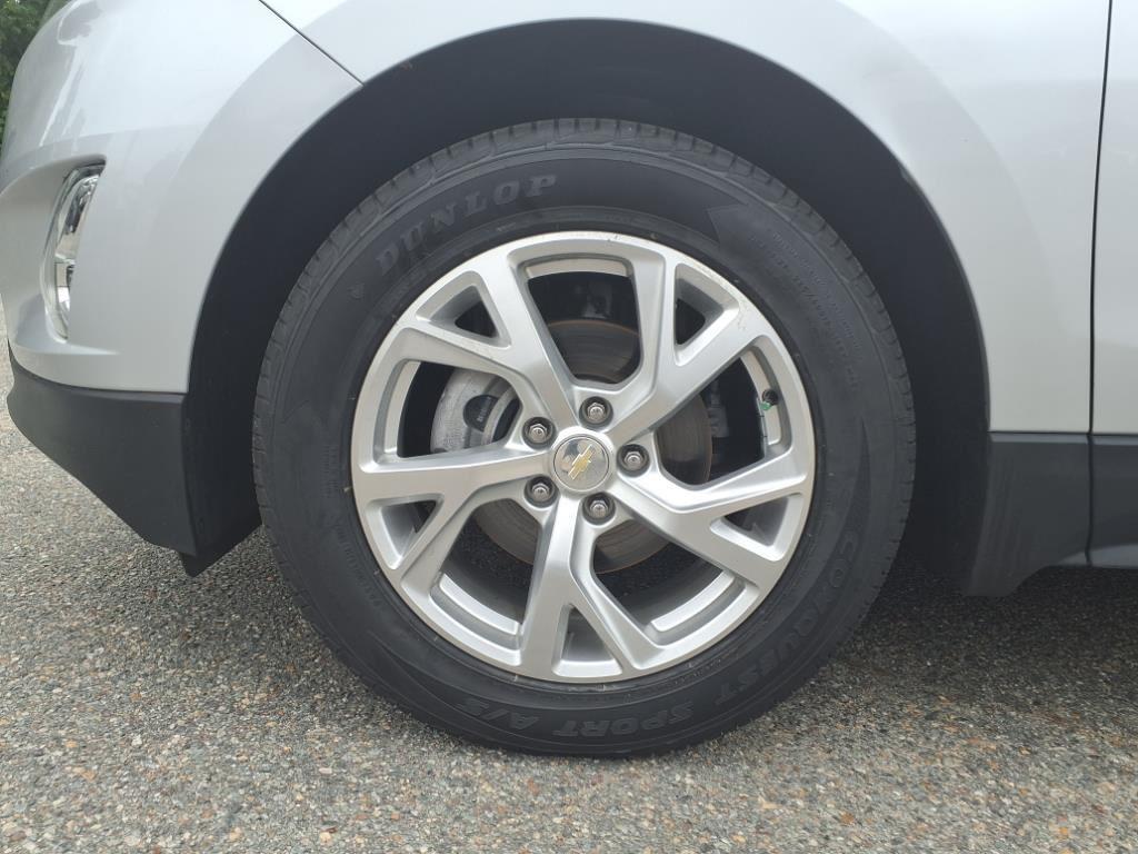 2021 Chevrolet Equinox LT photo 4