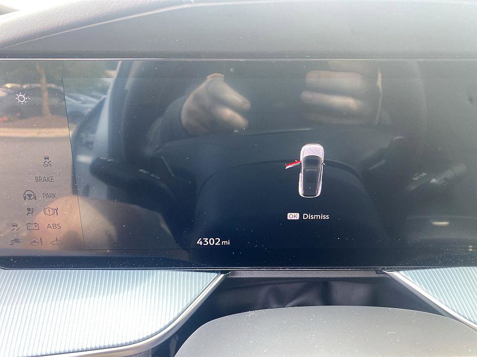 2025 Nissan Murano SL photo 7