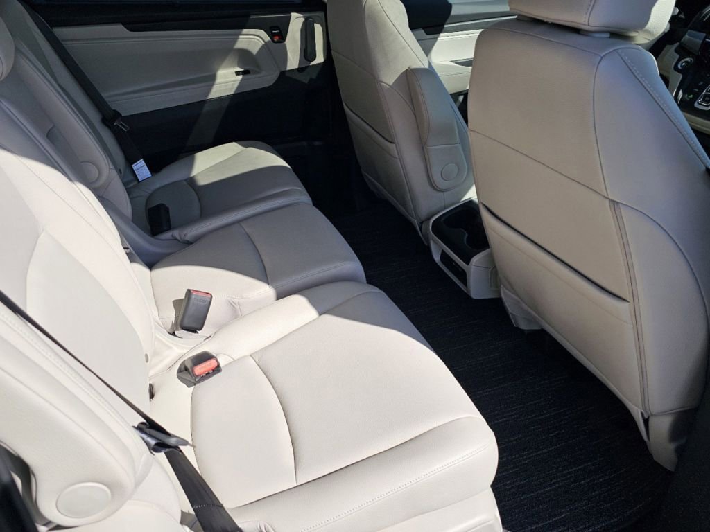 2026 Honda Odyssey EX-L photo 17