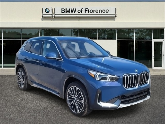 2026 BMW X1 28i's photo