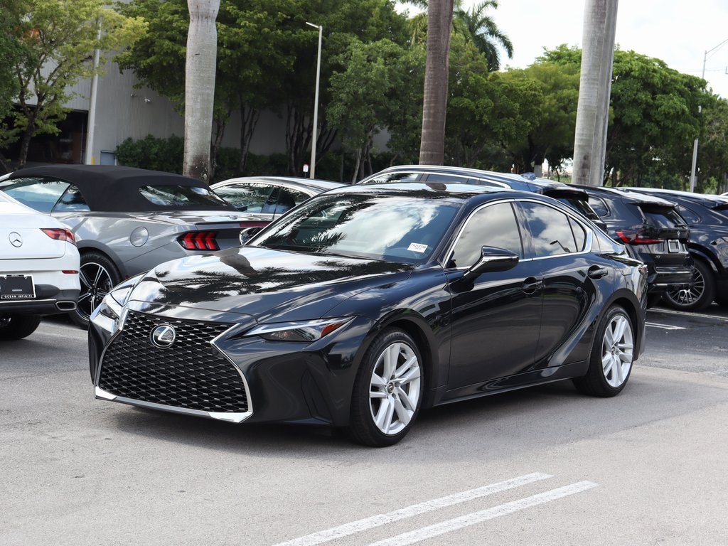 2023 Lexus IS