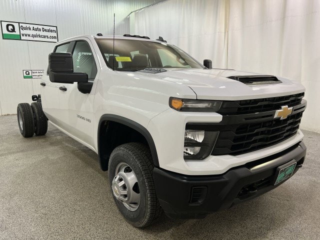 2025 Chevrolet Silverado 3500 HD Chassis Cab Work Truck