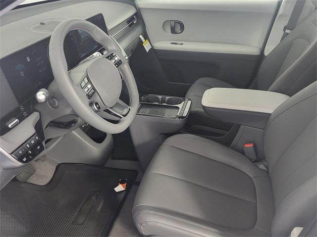 2025 Hyundai Ioniq 5 SE photo 12