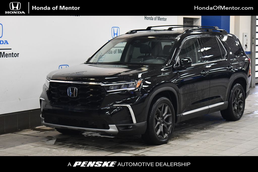 2023 Honda Pilot Elite's photo