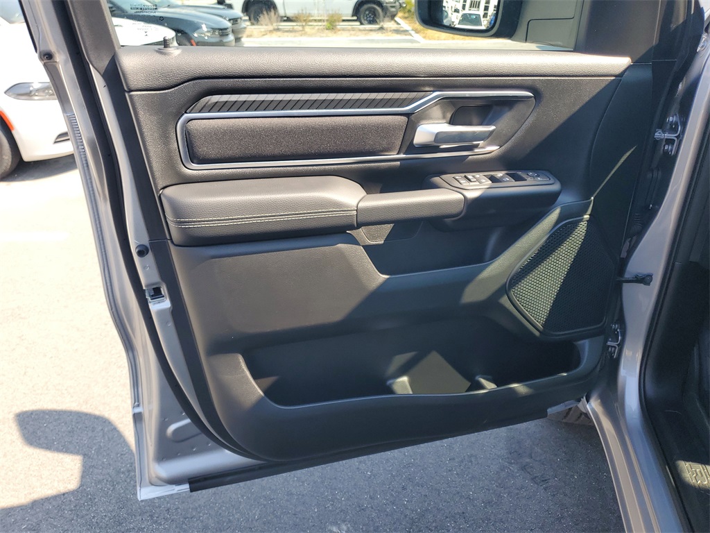 2025 Ram 1500 Big Horn Lone Star photo 5