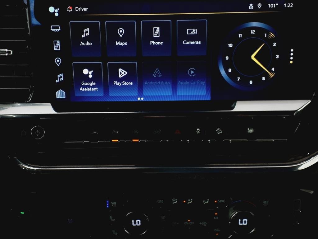 2024 Chevrolet Silverado 1500 LTZ photo 15