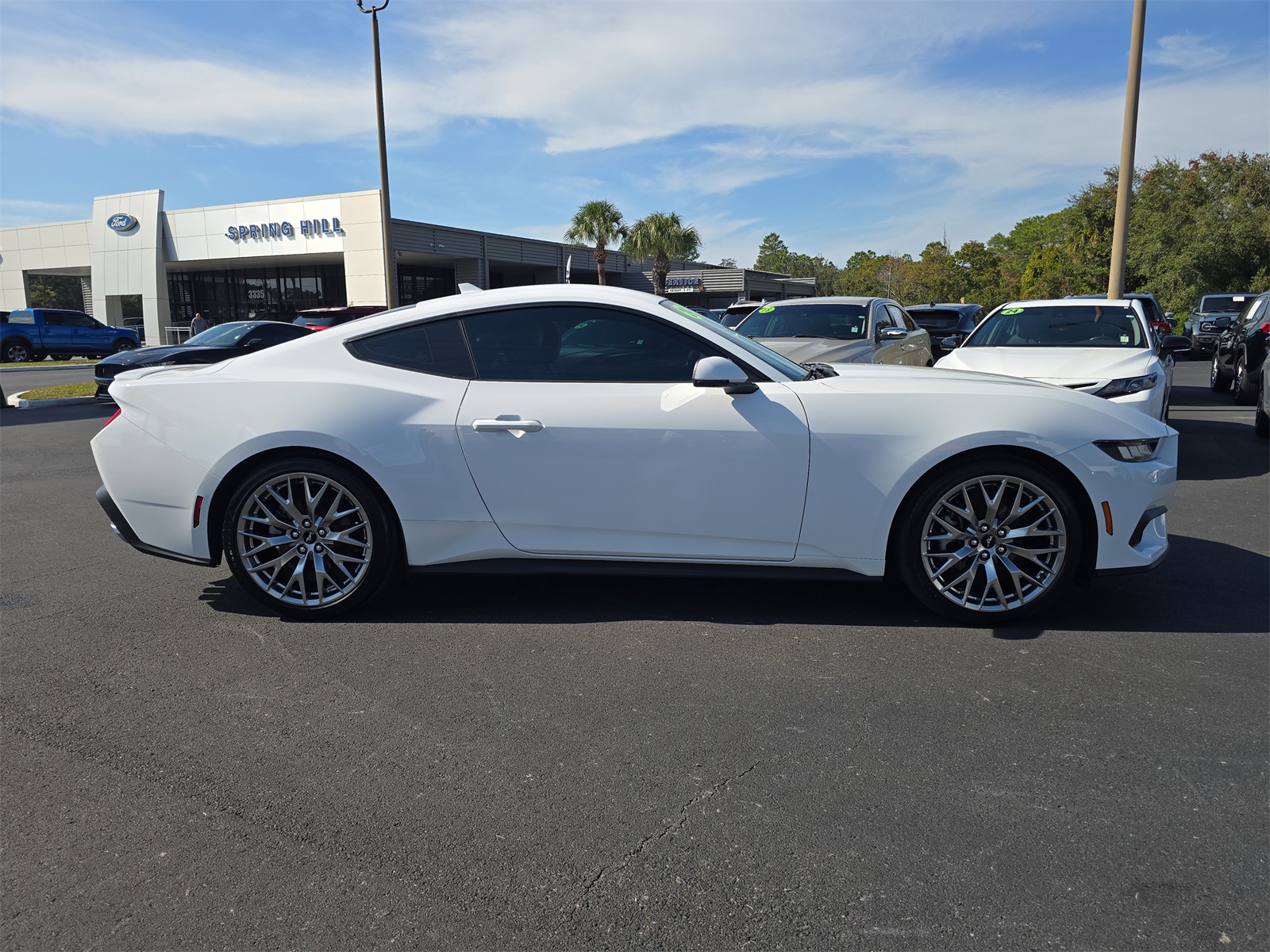 2024 Ford Mustang EcoBoost Premium photo 3