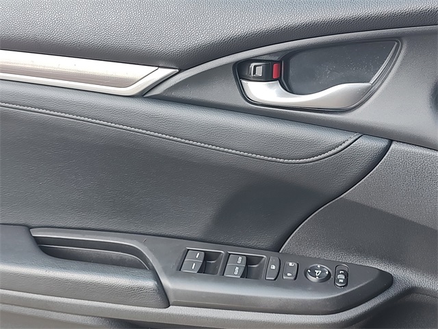 2021 Honda Civic Touring photo 22