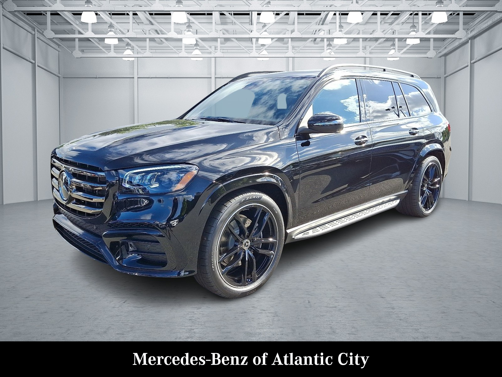 2026 Mercedes Benz GLS 580 4MATIC photo 2