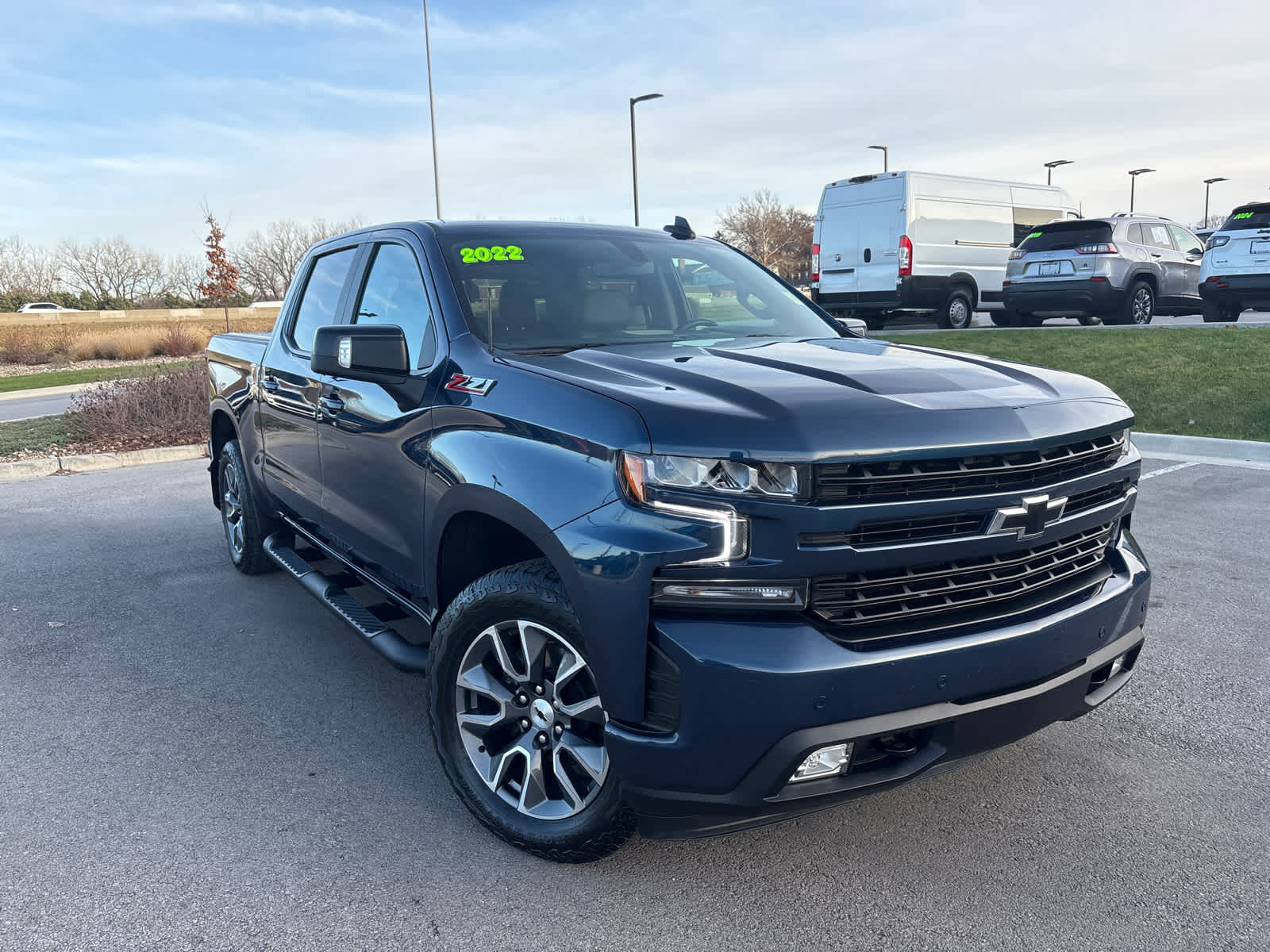2022 Chevrolet Silverado 1500 RST photo 2