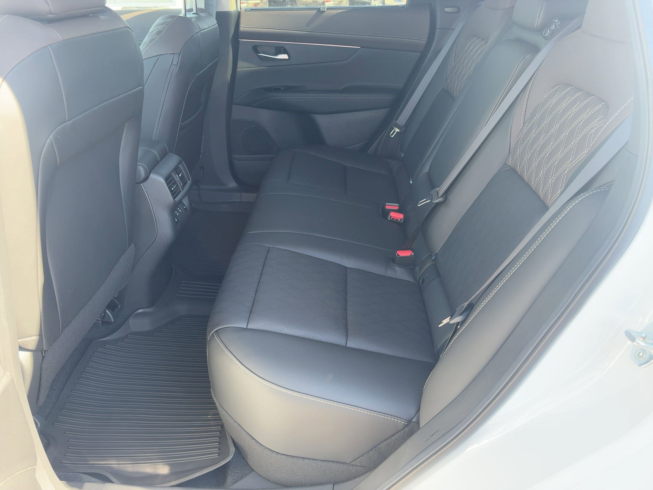 2026 Nissan Murano Platinum photo 13