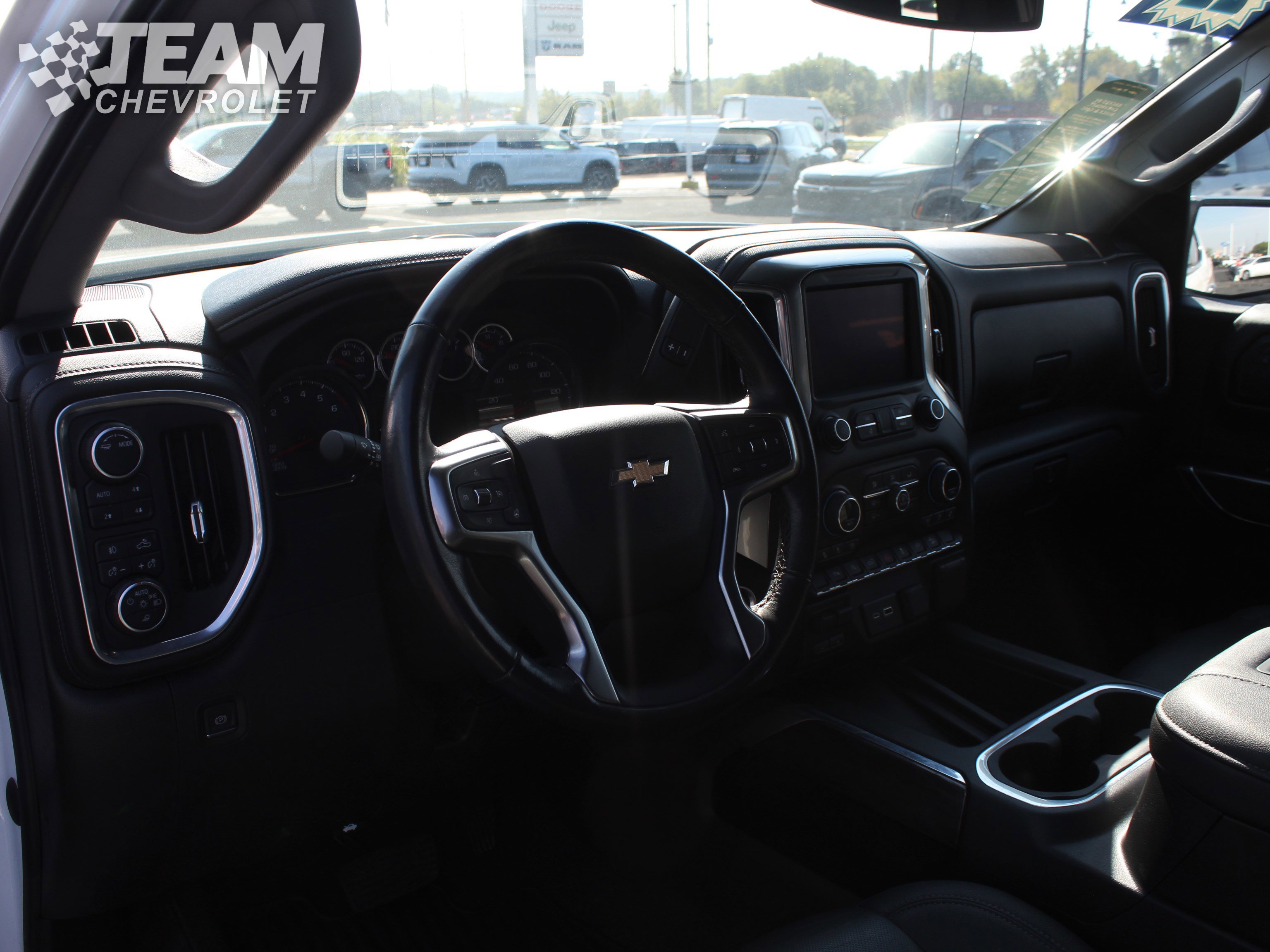 2022 Chevrolet Silverado LTZ photo 13