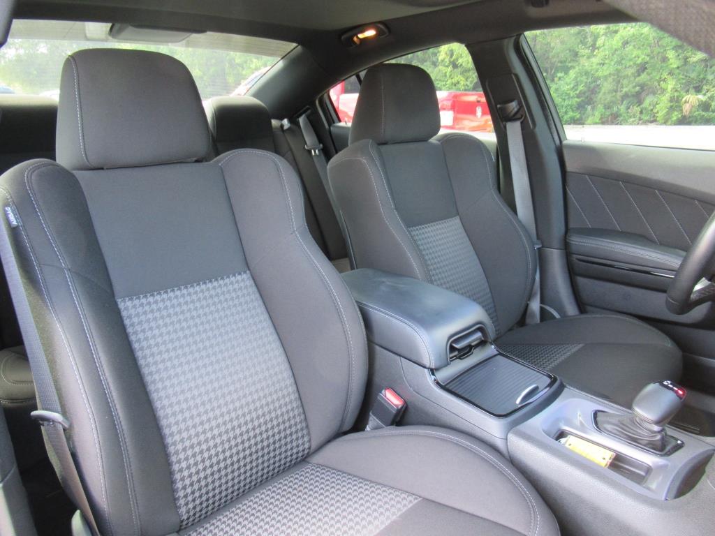 2023 Dodge Charger R/T photo 9