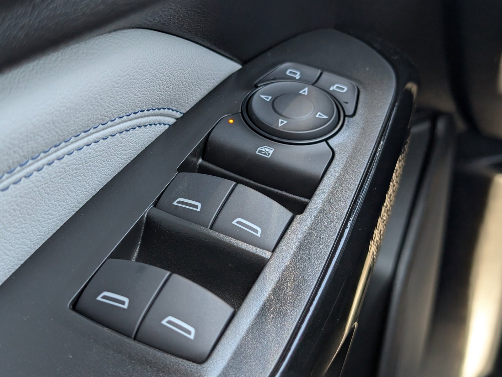 2026 Chevrolet Trax LT photo 8