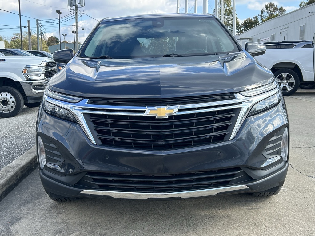 2022 Chevrolet Equinox LT photo 2