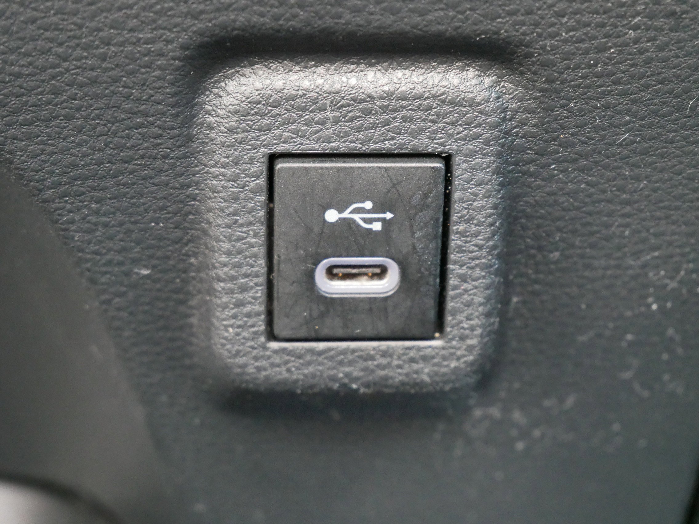 2024 Toyota Corolla LE photo 29