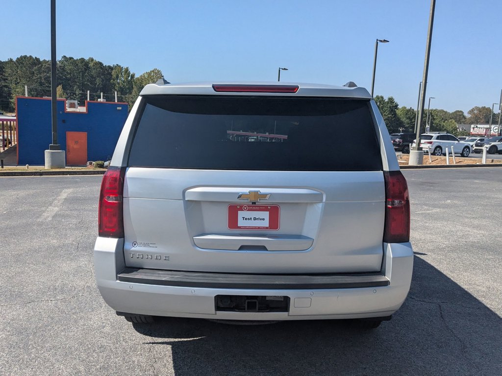 2019 Chevrolet Tahoe LT photo 3