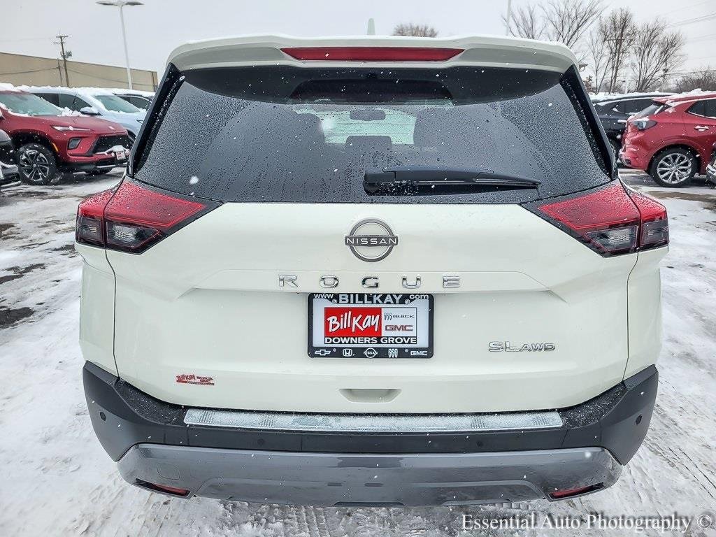 2022 NISSAN ROGUE - Image 3