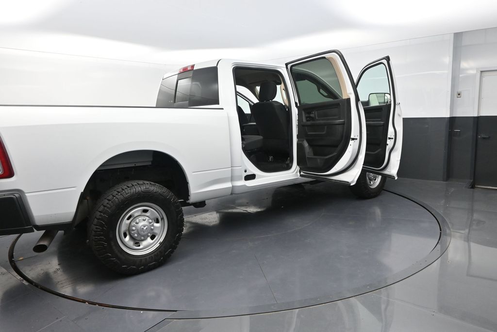 2020 Ram 2500 Tradesman photo 32