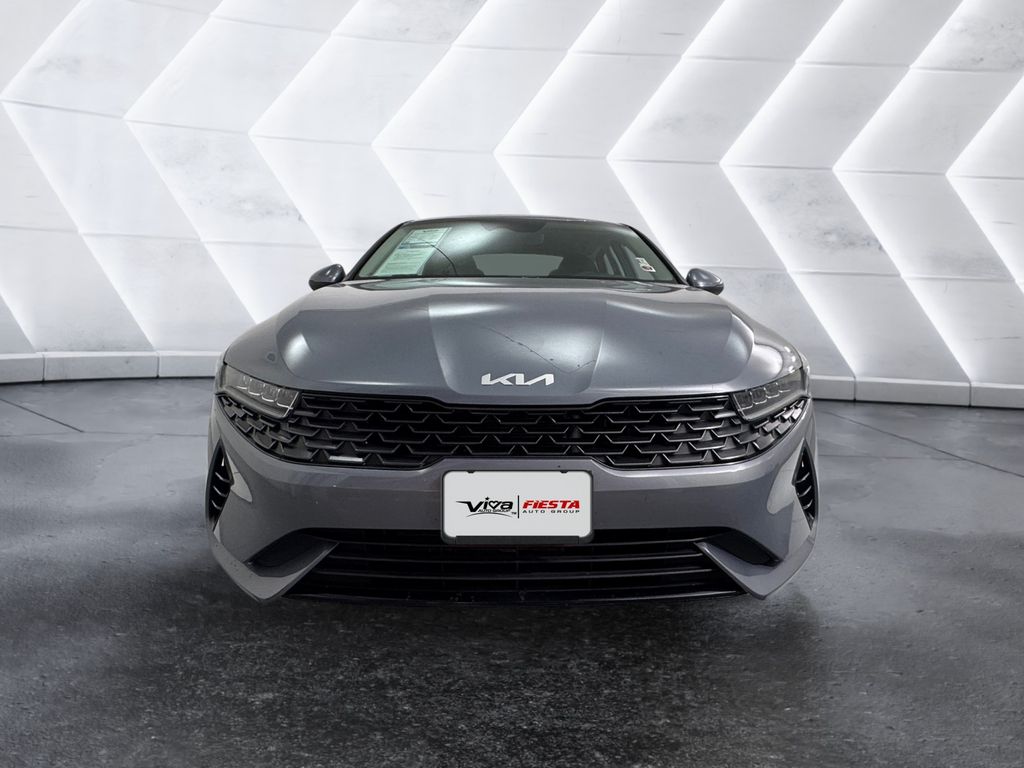 2023 Kia K5 LXS photo 2